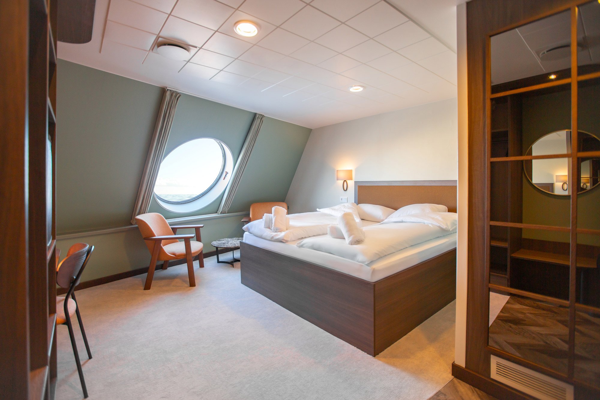 Commodore De Luxe med havutsikt